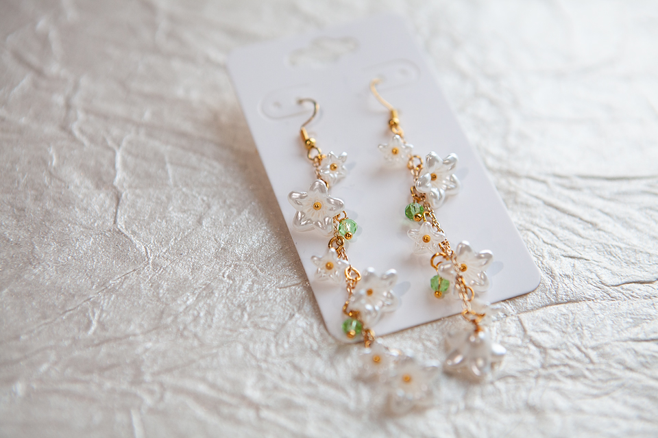 Gold Lily Earrings